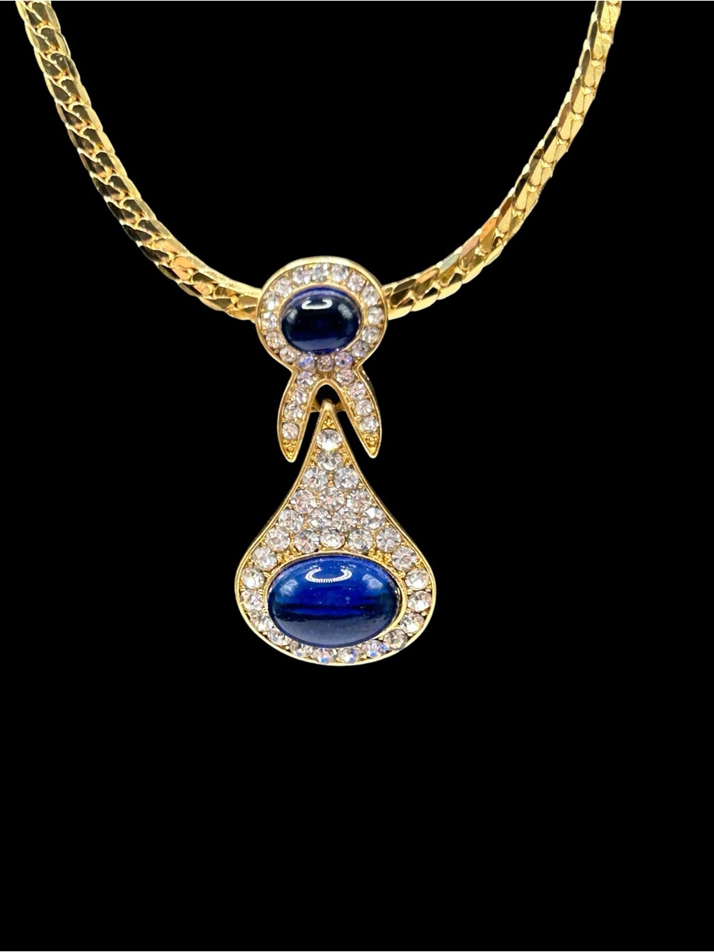 Luxurious Catwalk Jon Sapphire Blue Cabochon Necklace